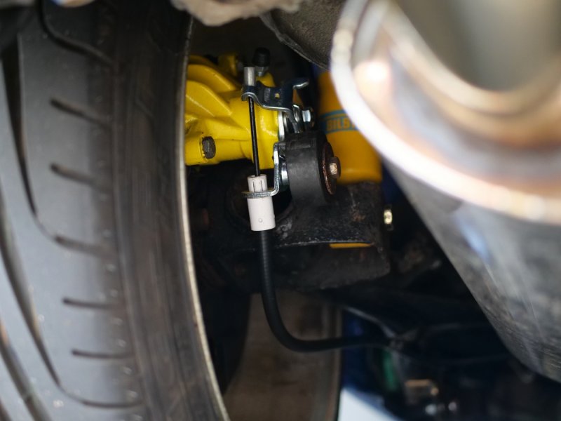 Preview: 1 Paar KORNI Handbremsseile für Scheibenbremse hinten VW Polo 86C